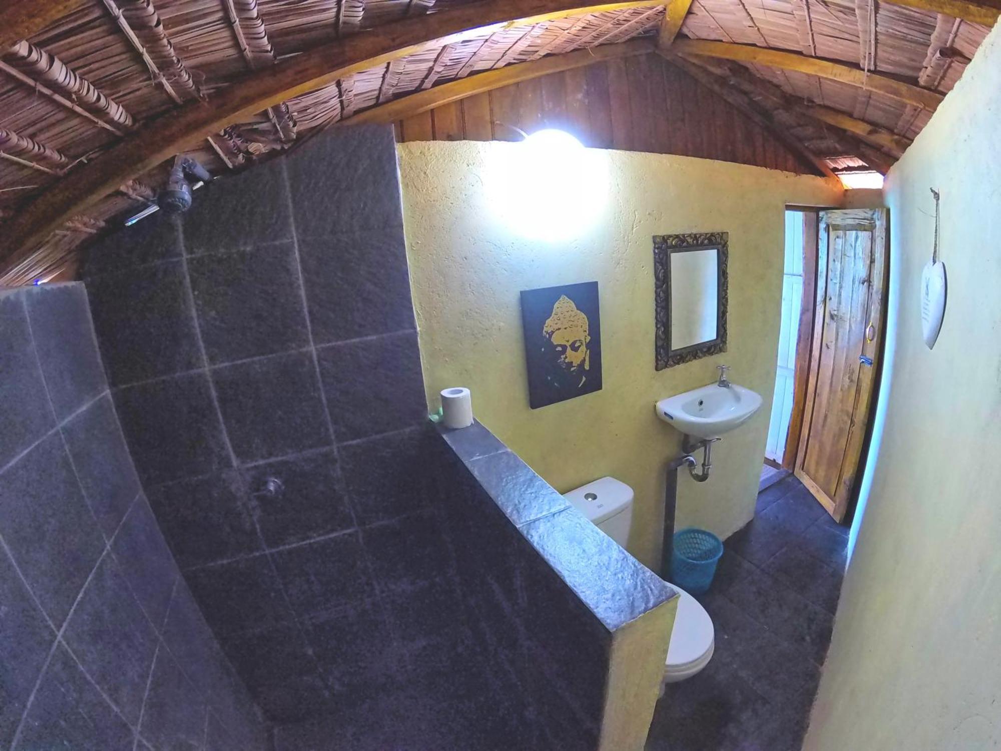 Cosmos Bungalows Bira Exterior foto